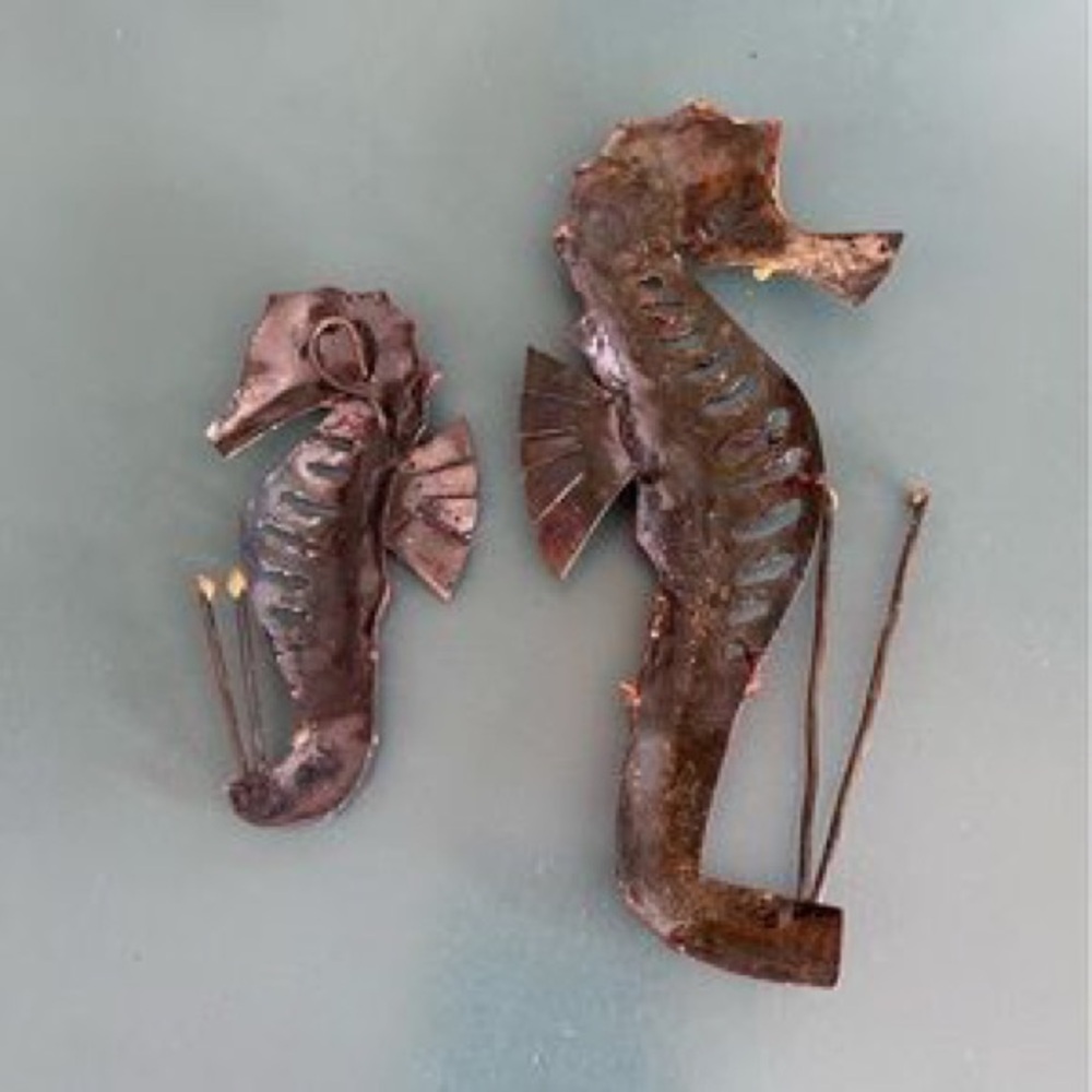 Red Metal Seahorse Wall Accent Set - Picture 2 of 7